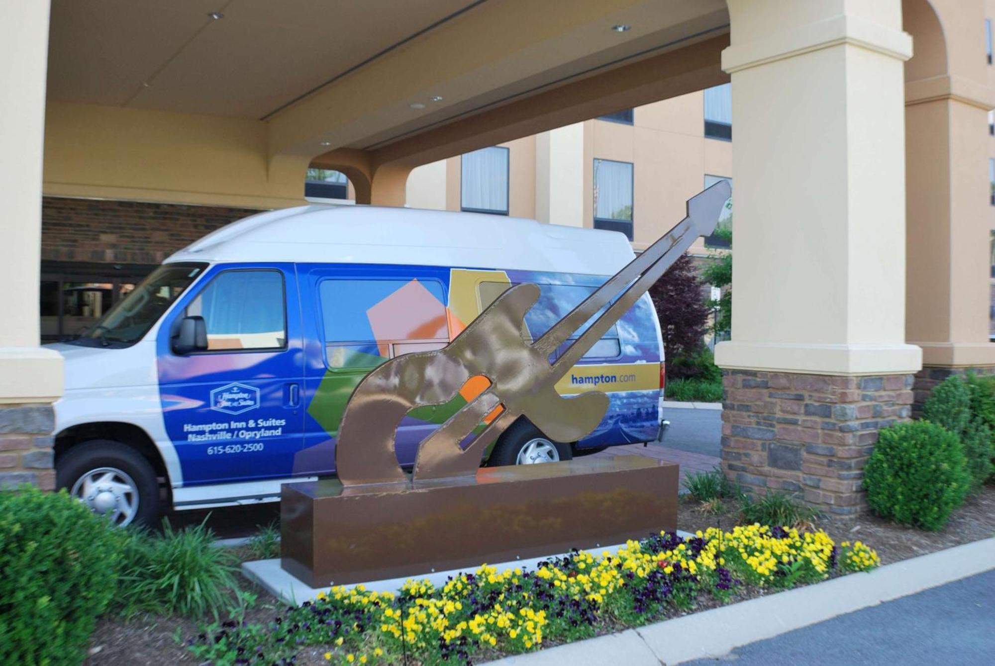 Hampton Inn & Suites Nashville At Opryland Exterior foto