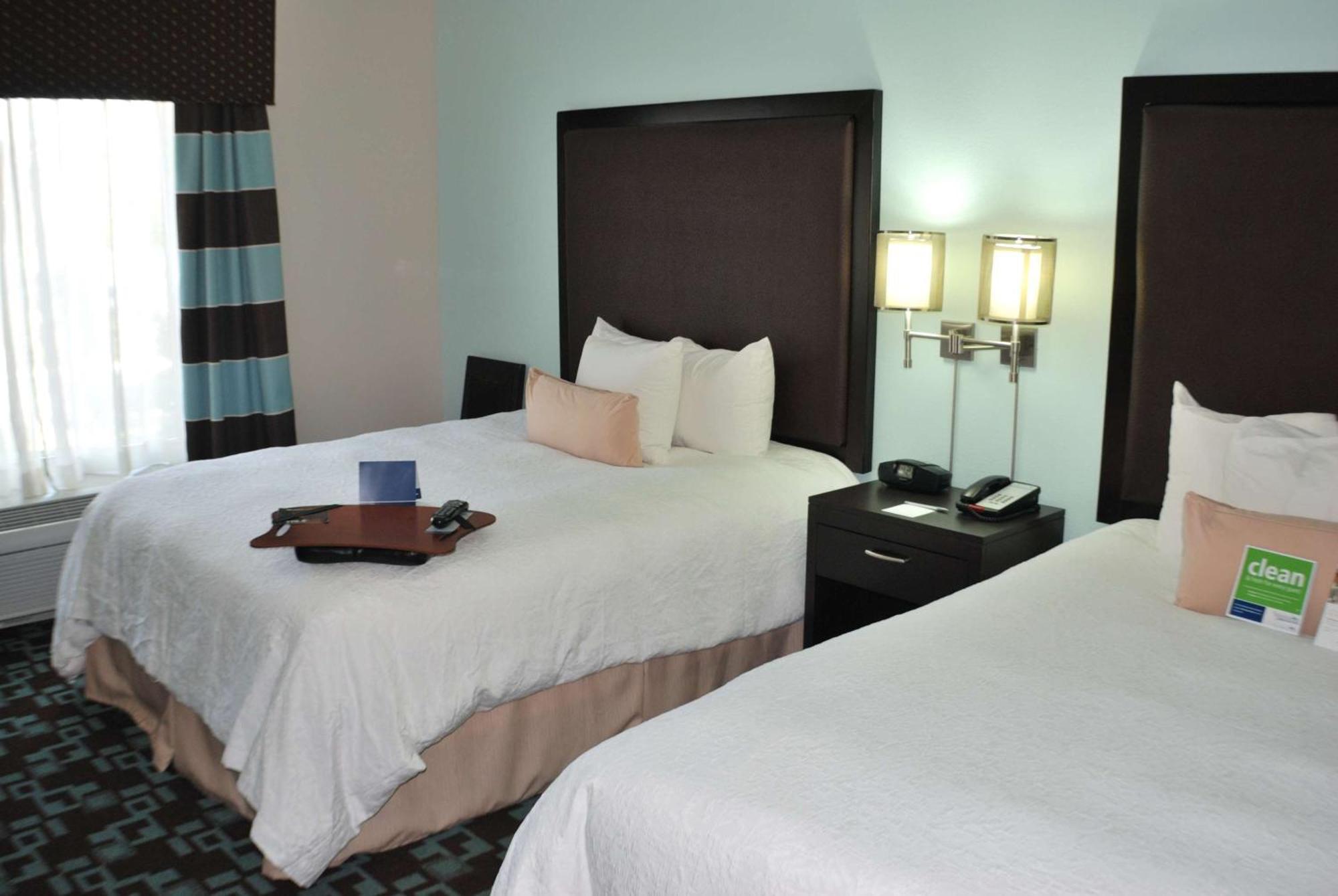 Hampton Inn & Suites Nashville At Opryland Exterior foto